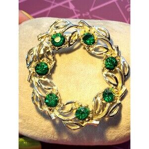 Costume Jewlery Faux Emerald Green Gemstone Floral Wreath Gold Brooch/Pin